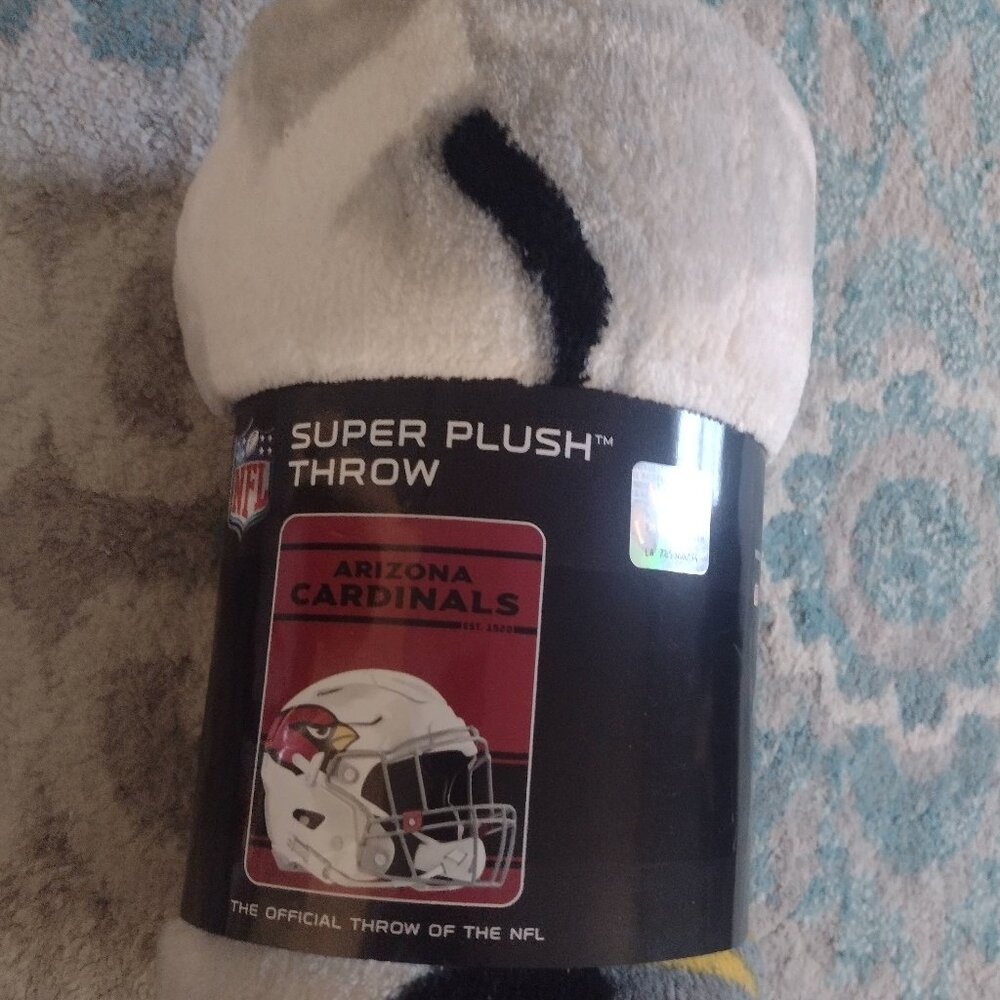 NFL Arizona Cardinals super plush throw blanket 46x60 inches new